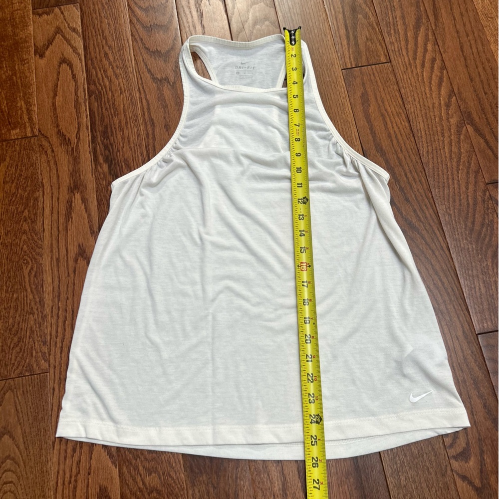 Nike Women's Lightweight Cream Off-White Muscle Tank Top- Size M - Picture 7 of 8
